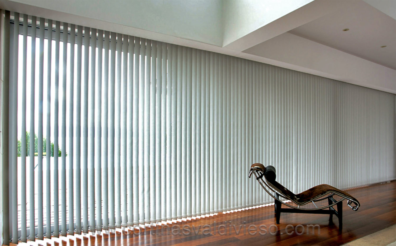 Cortinas verticales con tejidos de gran elegancia【CORTINAS DE DISEÑO】